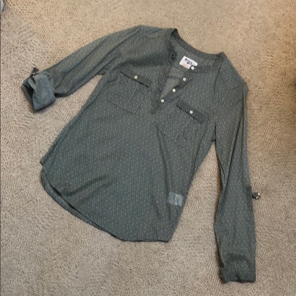 Anthropologie Tops - Anthropologie Holding Horses Blouse